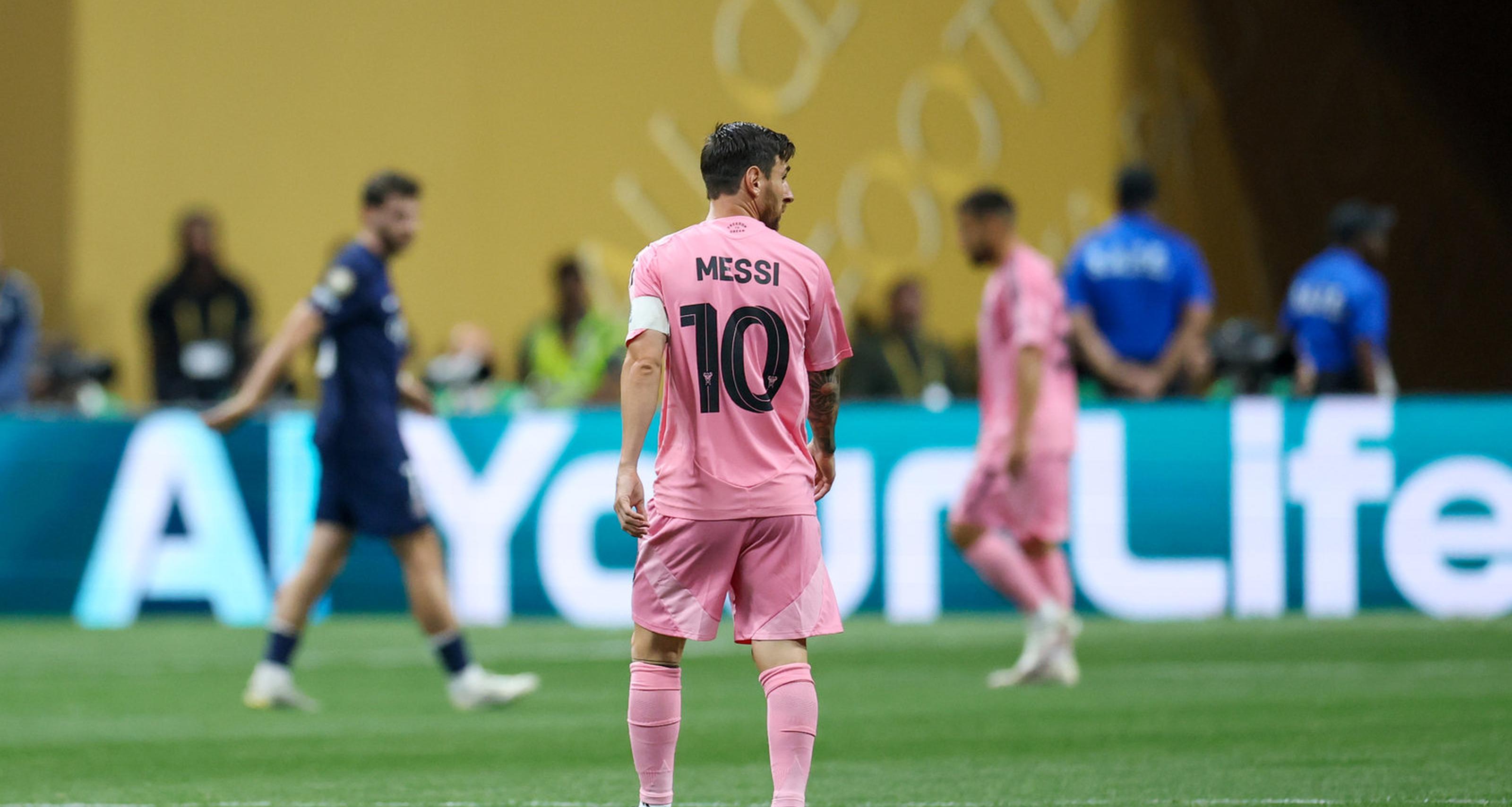 重返赛场引发热议!,梅西在澳大利亚队比赛中险胜赛场气氛高涨的简单介绍 重返赛场引发热议!,梅西在澳大利亚队比赛中险胜赛场气氛高涨的简单介绍