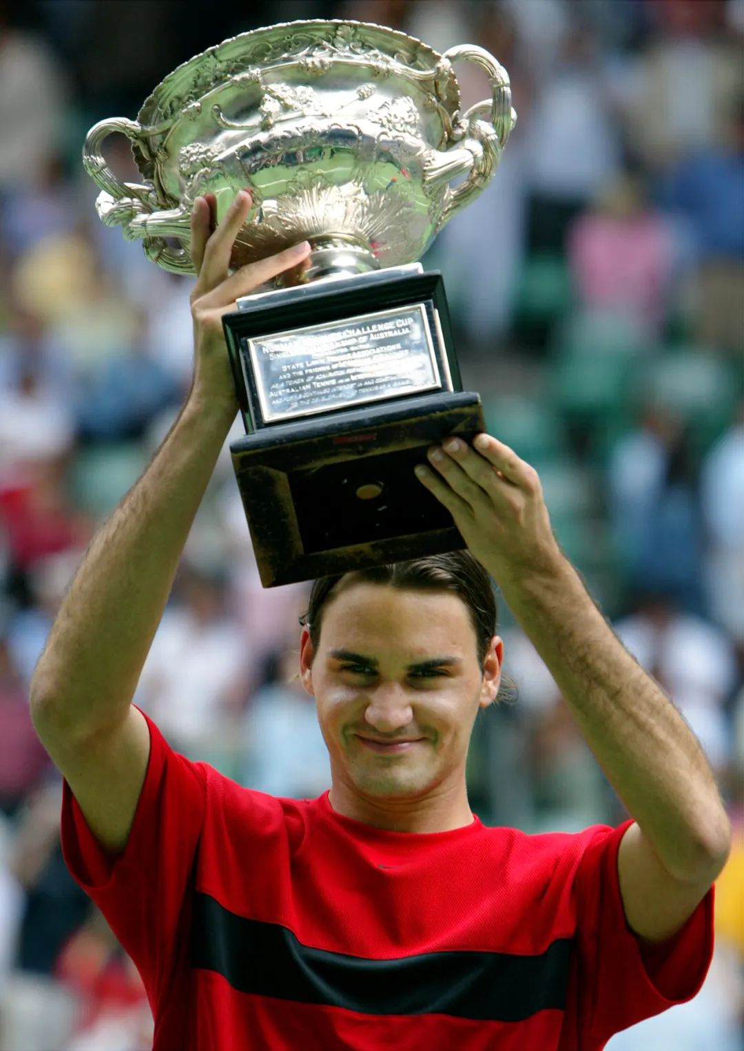 费德勒在加拿大队比赛中险胜，大比分获胜引发热议！再创辉煌时刻(费德勒年终总决赛成绩)