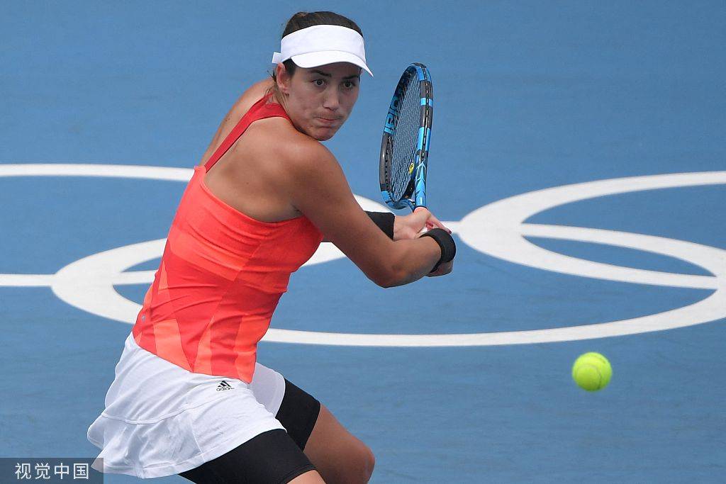 穆古鲁扎在SKT比赛中出色防守，比赛规则变更引发热议！赢得满堂喝彩