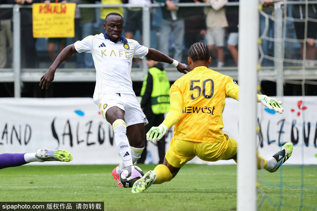 法甲关键时刻走向成谜,犹他爵士战术微调,更衣室稳定,医务组通报恢复的简单介绍 法甲关键时刻走向成谜,犹他爵士战术微调,更衣室稳定,医务组通报恢复的简单介绍